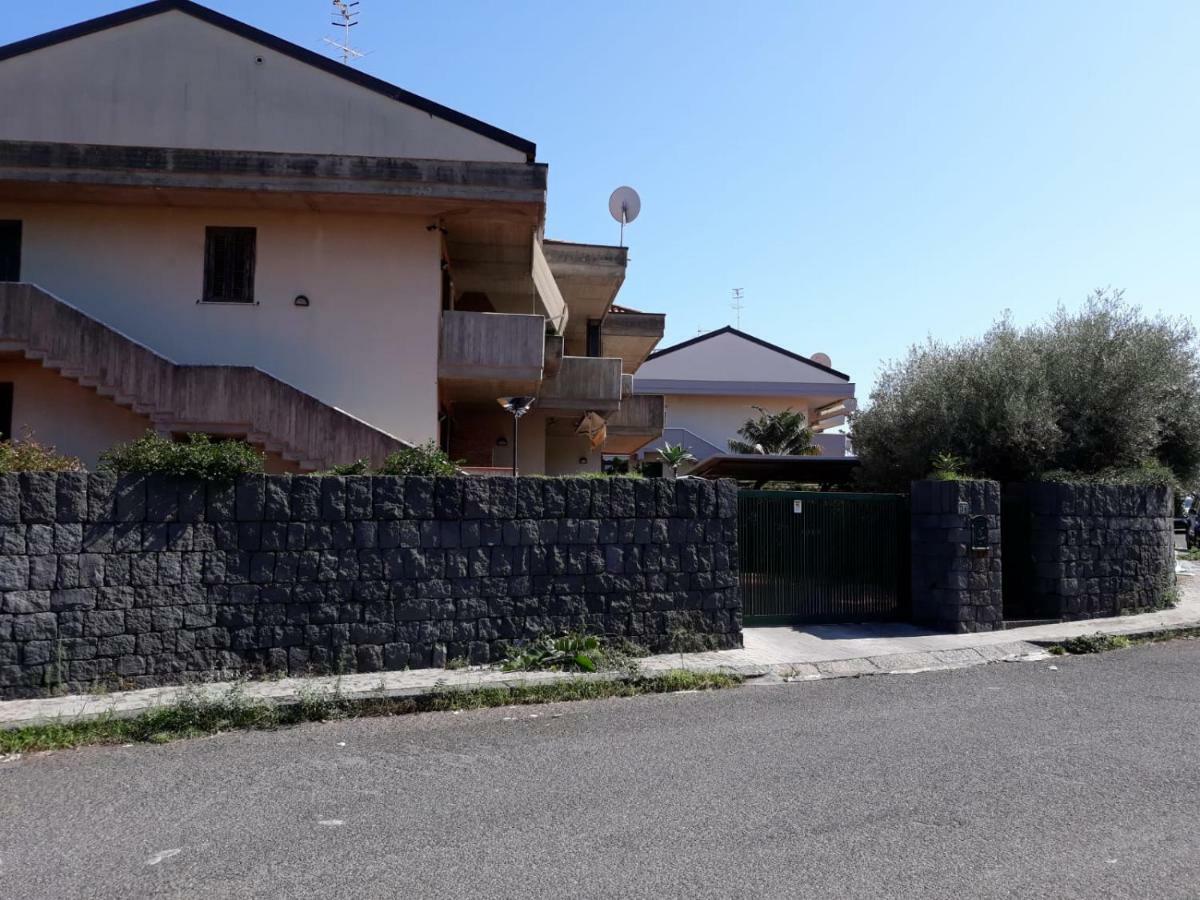 Villa Clementine's House à Acireale Extérieur photo